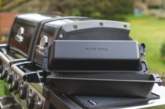 Broil King, litinový wok Baron/Crown