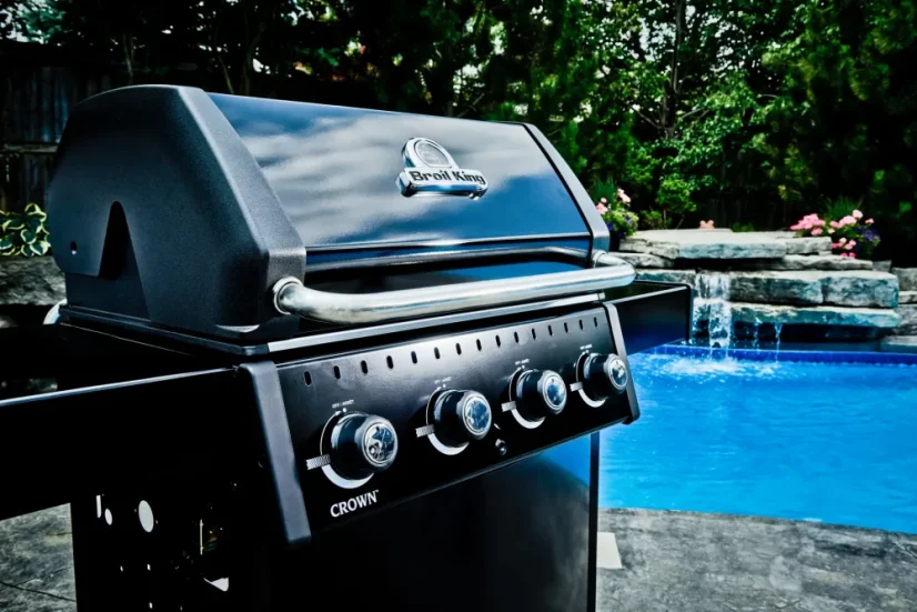 Plynový gril Broil King Crown 410 Shadow