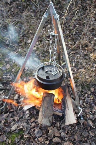 Trojnožka pro vaření na ohni Petromax