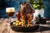 Stojan na kuře na plechovce piva, Big Green Egg