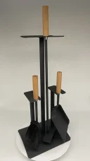 Krbové nářadí Lienbacher 21.02.347.2 stojánek i nářadí antracit ocel, ručky buk Krbové nářadí Lienbacher 21.02.347.2 stojánek i nářadí antracit ocel, ručky buk