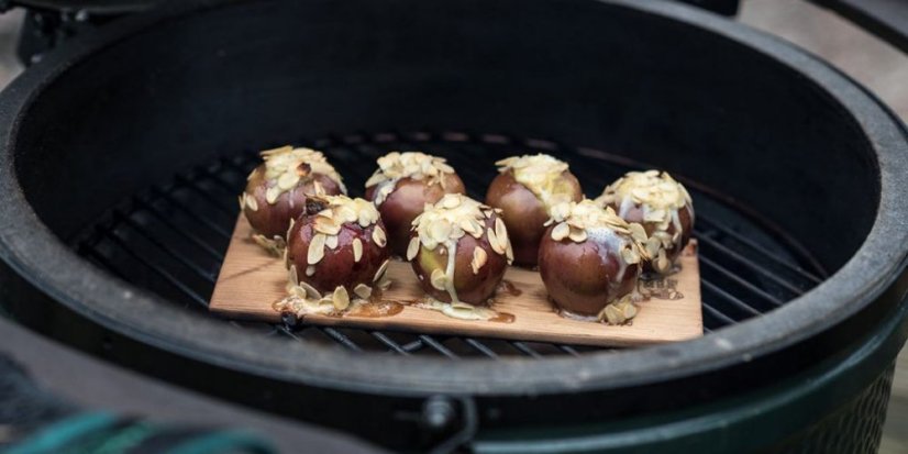 Dřevěná grilovací prkénka Big Green Egg