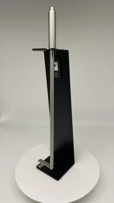 Red Anvil Zen-1, krbový pohrabáč, stojan černý lak, pohrabáč nerez