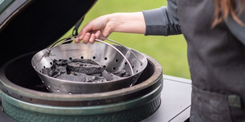 Nerezový koš na dřevěné uhlí Big Green Egg