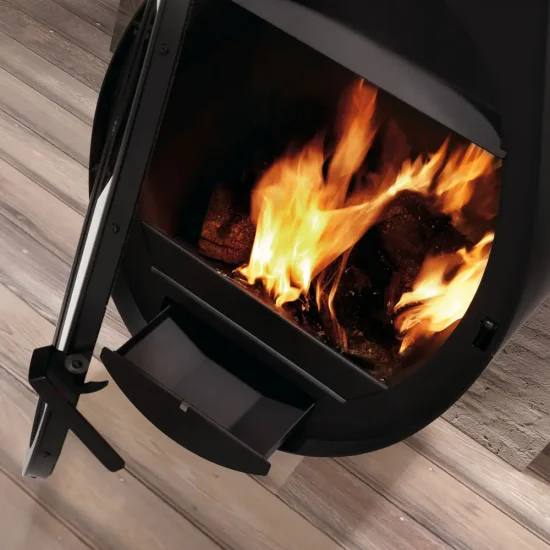 Designová krbová kamna Rocal D 7 na noze