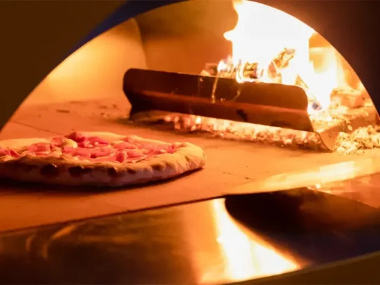 Domácí pizza pec Alfa Forni 5 PIZZE Hybrid LPG, ohnivě žlutá