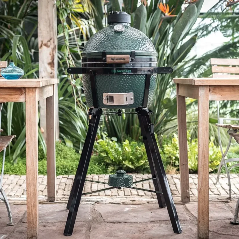 Keramický gril Big Green Egg MiniMax na přenosném stojanu