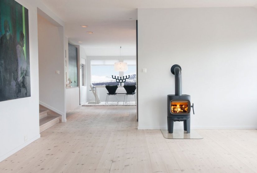 Krbová kamna Jotul F 105 R LL interiér 01