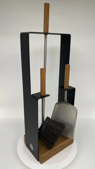 Krbové nářadí Lienbacher 21.02.959.2, stojan černý lak, nástroje broušená nerez ocel, rukojeti a podstavec ořech