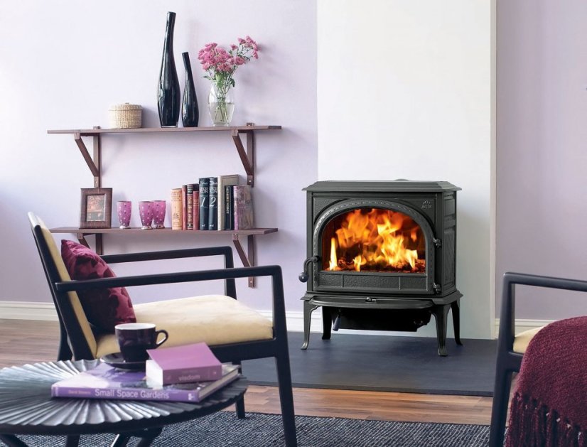 Krbová kamna Jotul F 400 ECO SE interiér