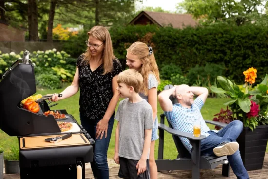Plynový gril Broil King Crown 410 Black